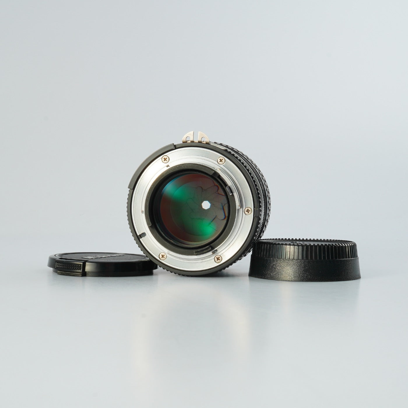 Nikon Ai NIKKOR 105mm F/2.5 単焦点レンズ