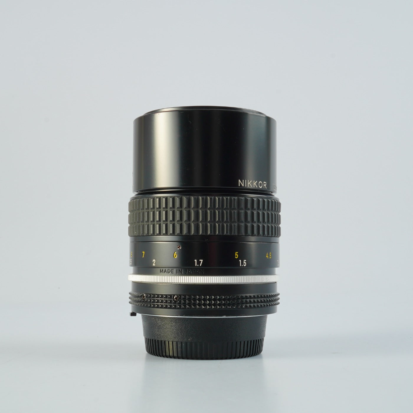Nikon Ai NIKKOR 135mm F/2.8 単焦点レンズ