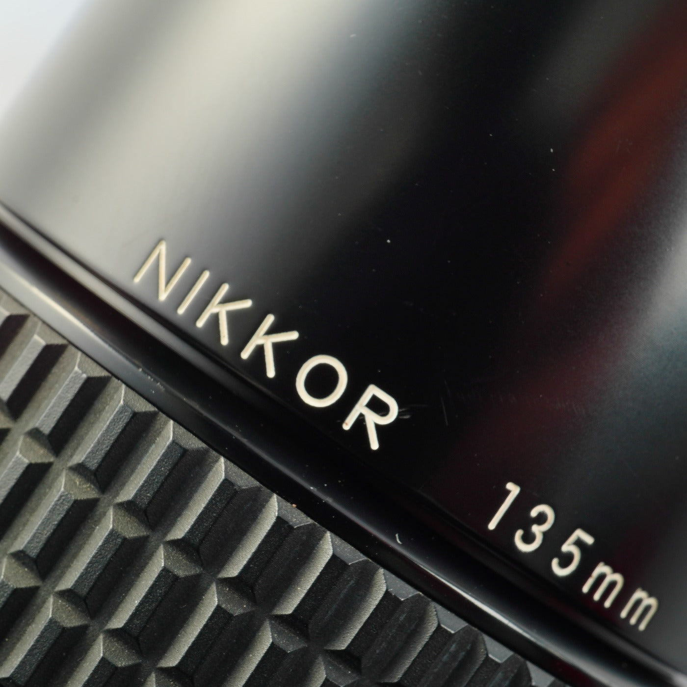 Nikon Ai NIKKOR 135mm F/2.8 単焦点レンズ
