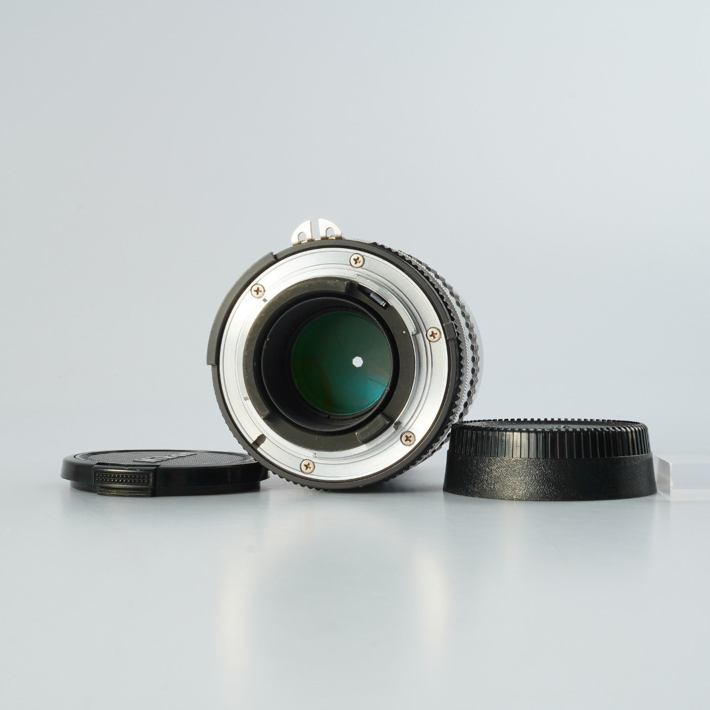Nikon Ai NIKKOR 135mm F/2.8 単焦点レンズ