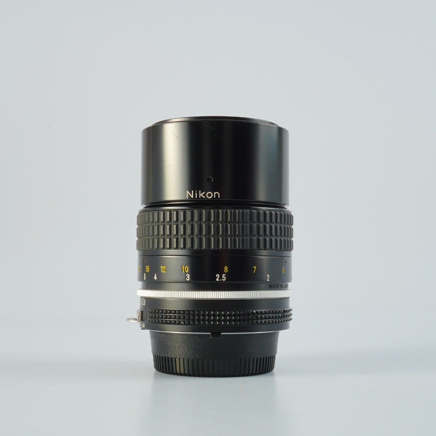 Nikon Ai NIKKOR 135mm F/2.8 単焦点レンズ