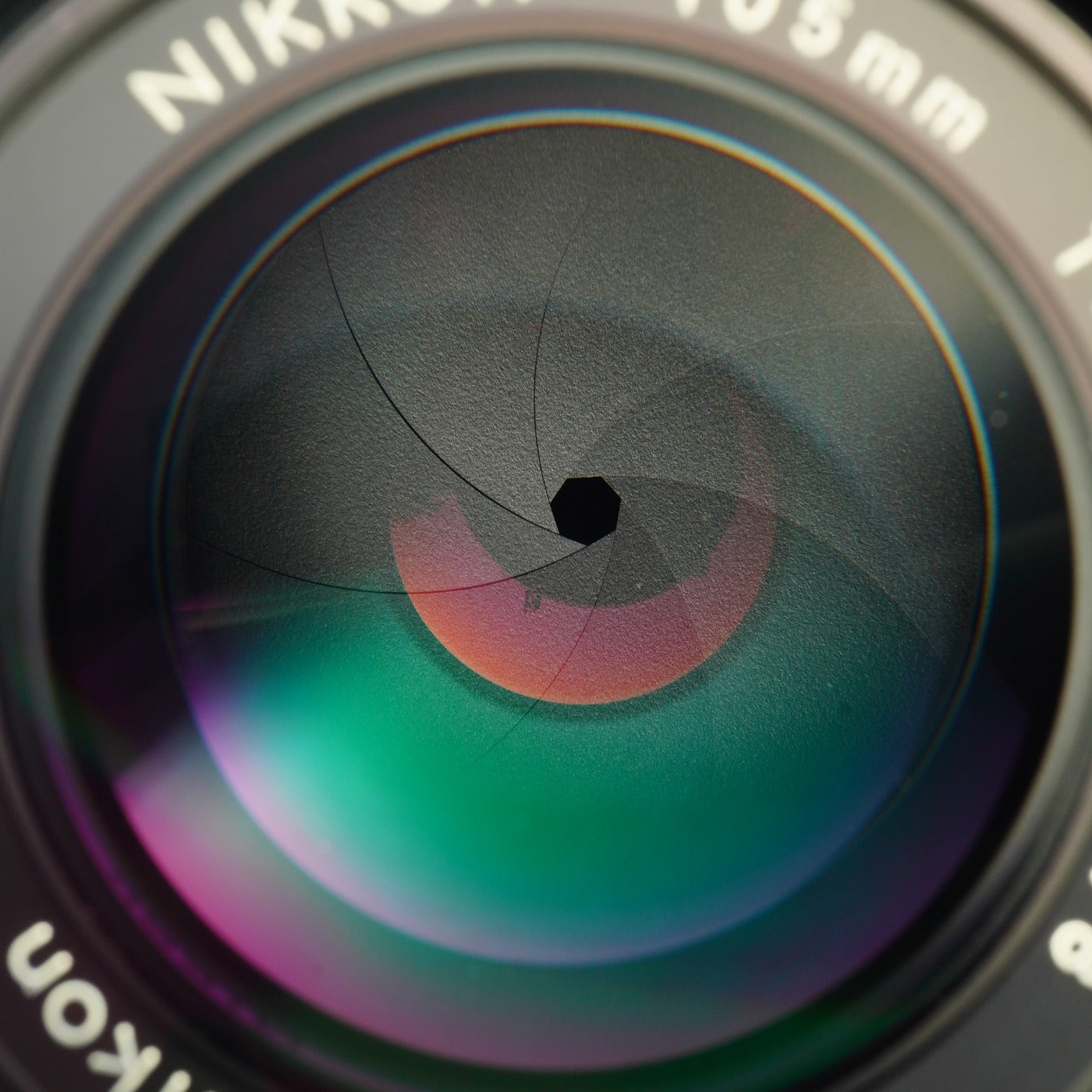Nikon Ai-S NIKKOR 105mm F/2.5 単焦点レンズ