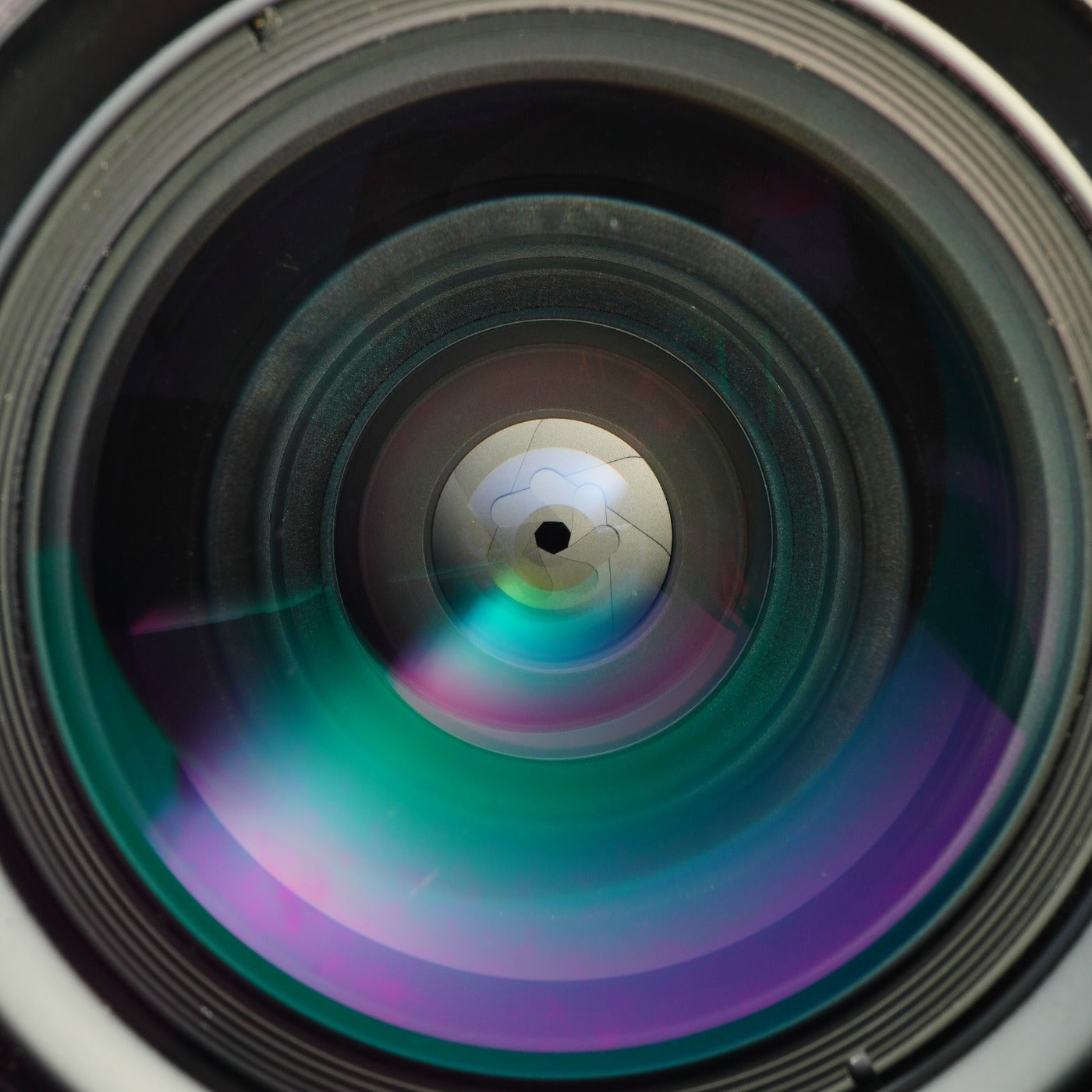 Nikon Ai Nikkor 28mm F/2.8 単焦点レンズ