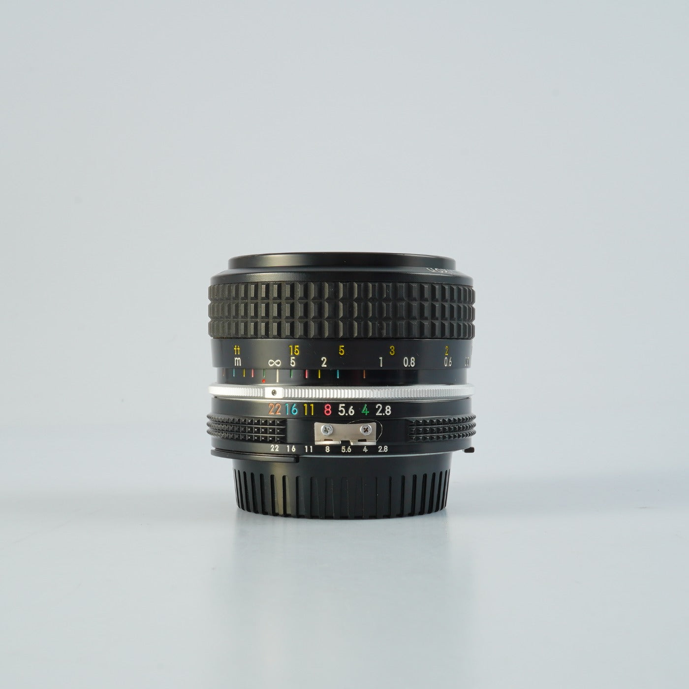 Nikon Ai Nikkor 28mm F/2.8 単焦点レンズ