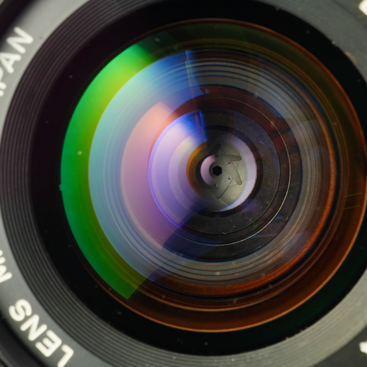 Canon FD 35-70mm F/4 ズームレンズ