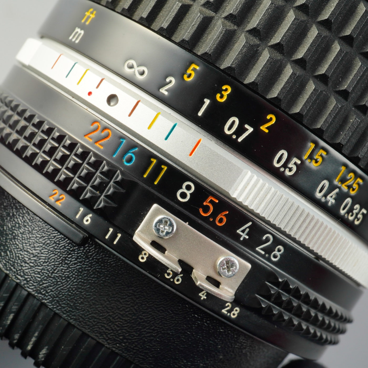Nikon Ai-S NIKKOR 24mm F/2.8 単焦点レンズ