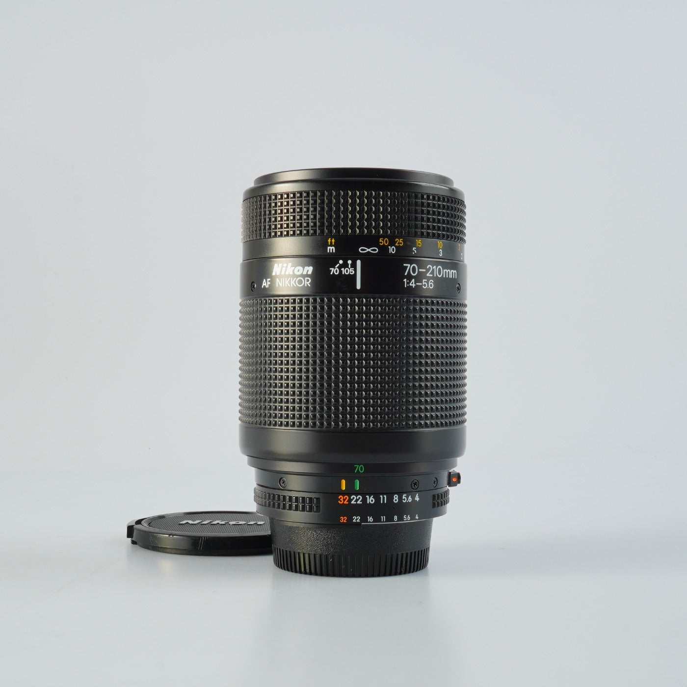 Nikon AF NIKKOR 70-210mm F/4-5.6 ズームレンズ
