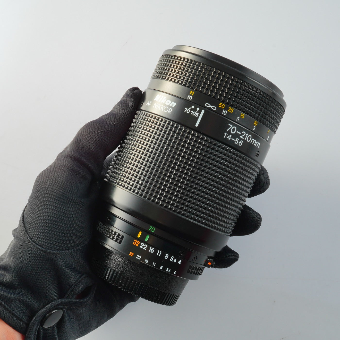 Nikon AF NIKKOR 70-210mm F/4-5.6 ズームレンズ