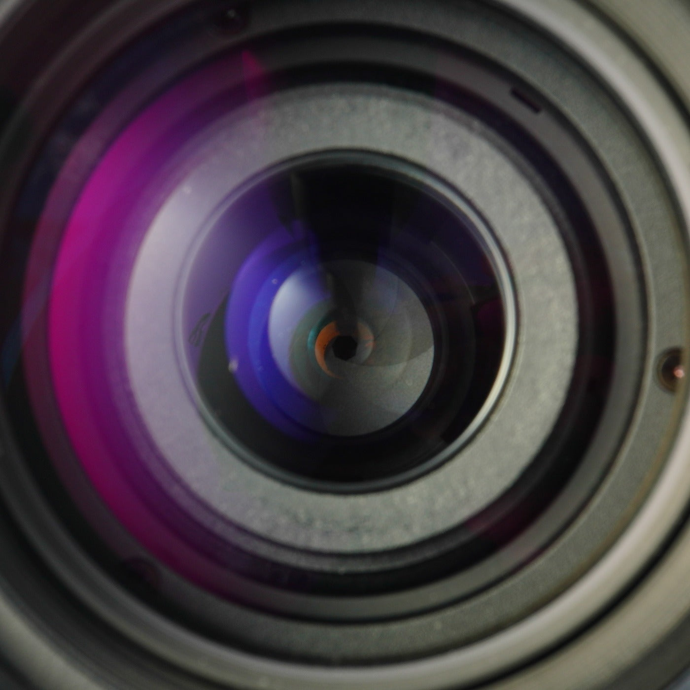 Nikon AF NIKKOR 70-210mm F/4-5.6 ズームレンズ