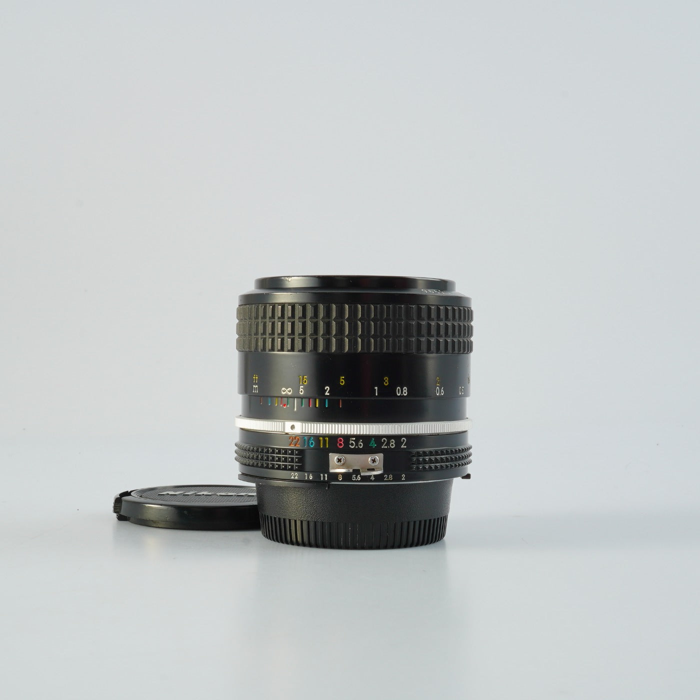Nikon Ai Nikkor 35mm F/2 単焦点レンズ