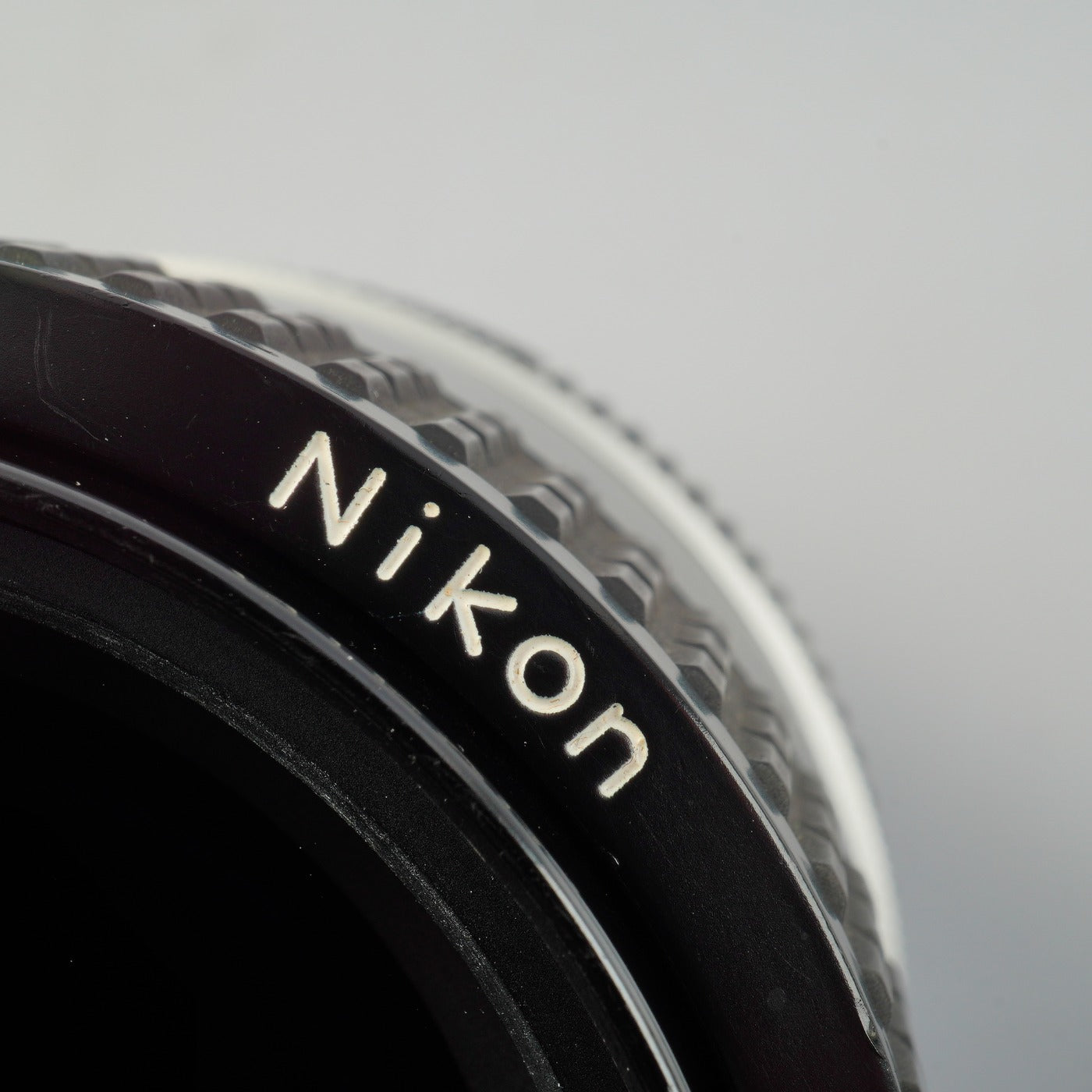 Nikon Ai Nikkor 35mm F/2 単焦点レンズ