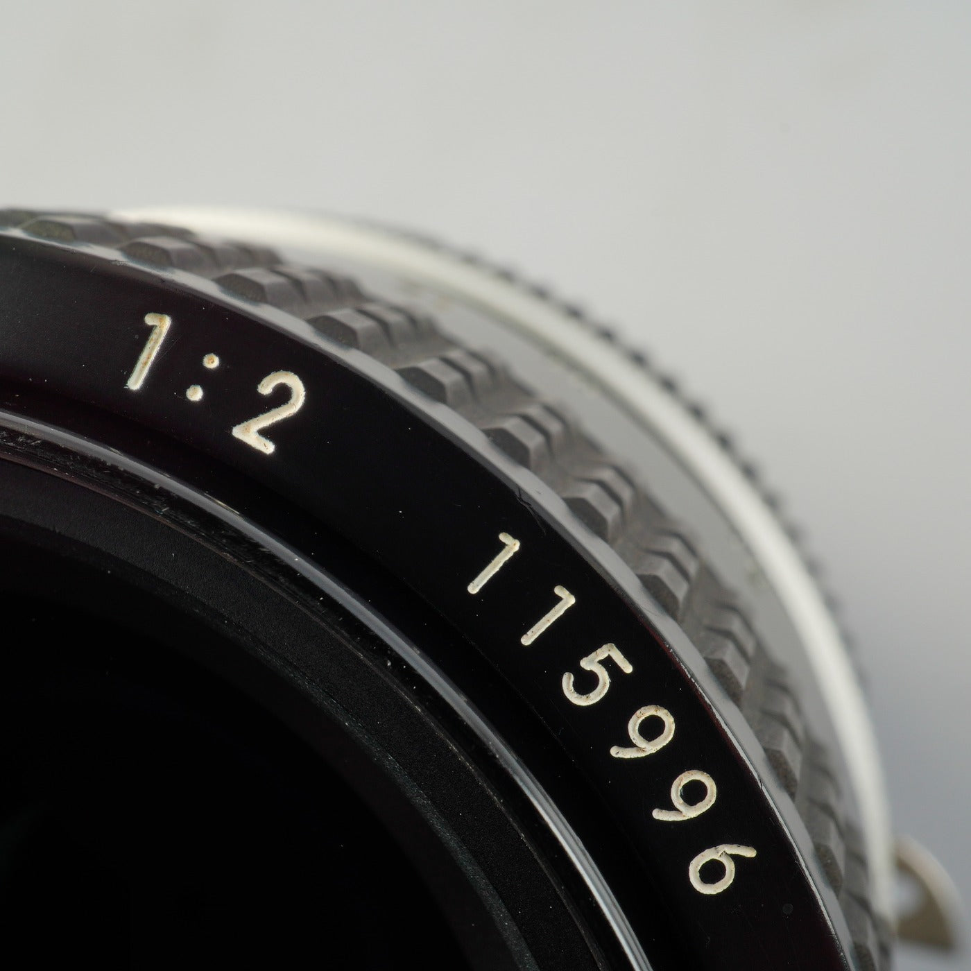 Nikon Ai Nikkor 35mm F/2 単焦点レンズ