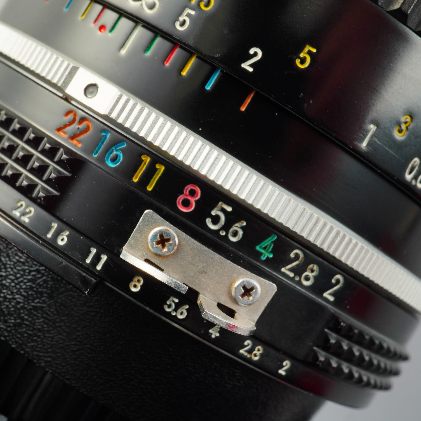 Nikon Ai Nikkor 35mm F/2 単焦点レンズ
