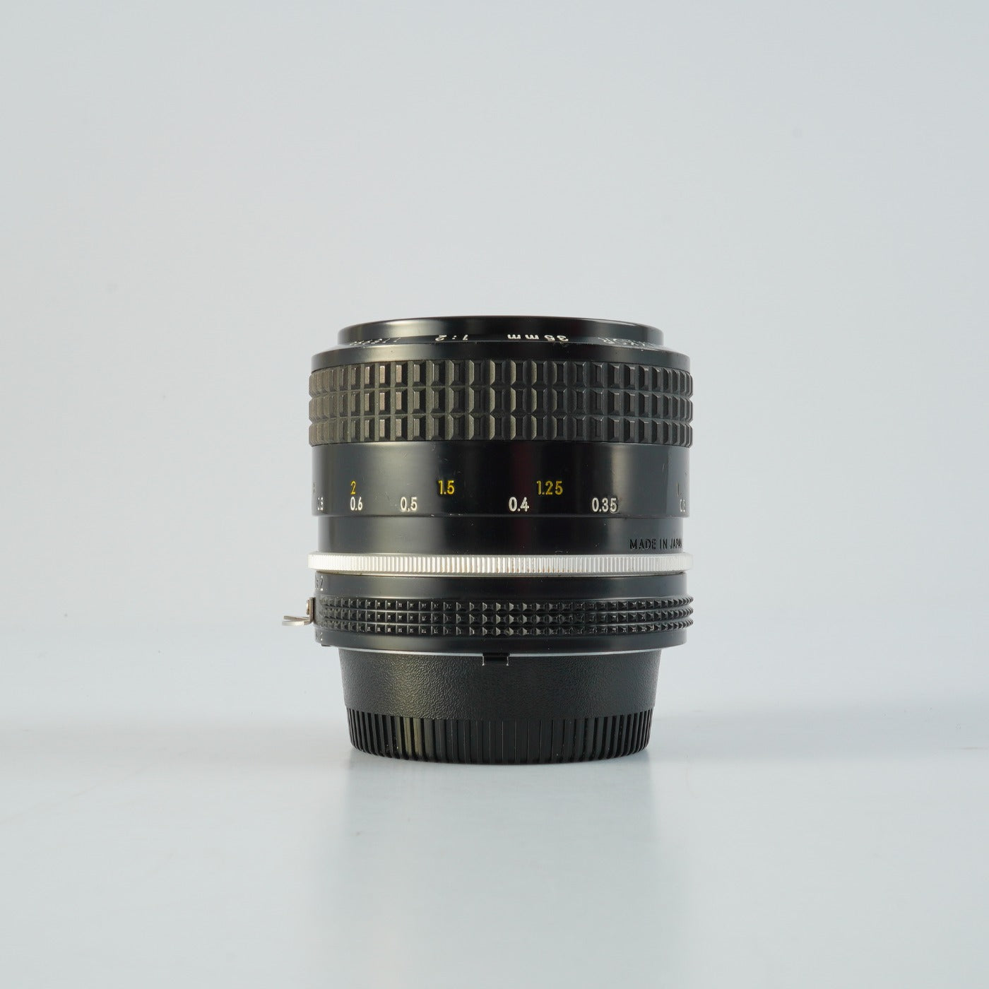 Nikon Ai Nikkor 35mm F/2 単焦点レンズ