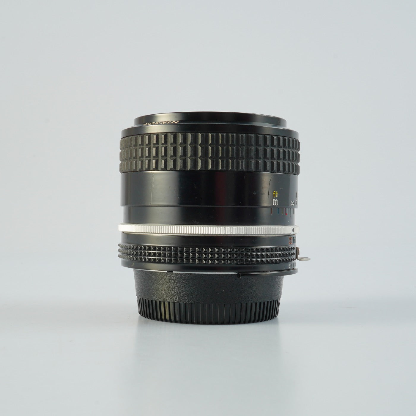 Nikon Ai Nikkor 35mm F/2 単焦点レンズ