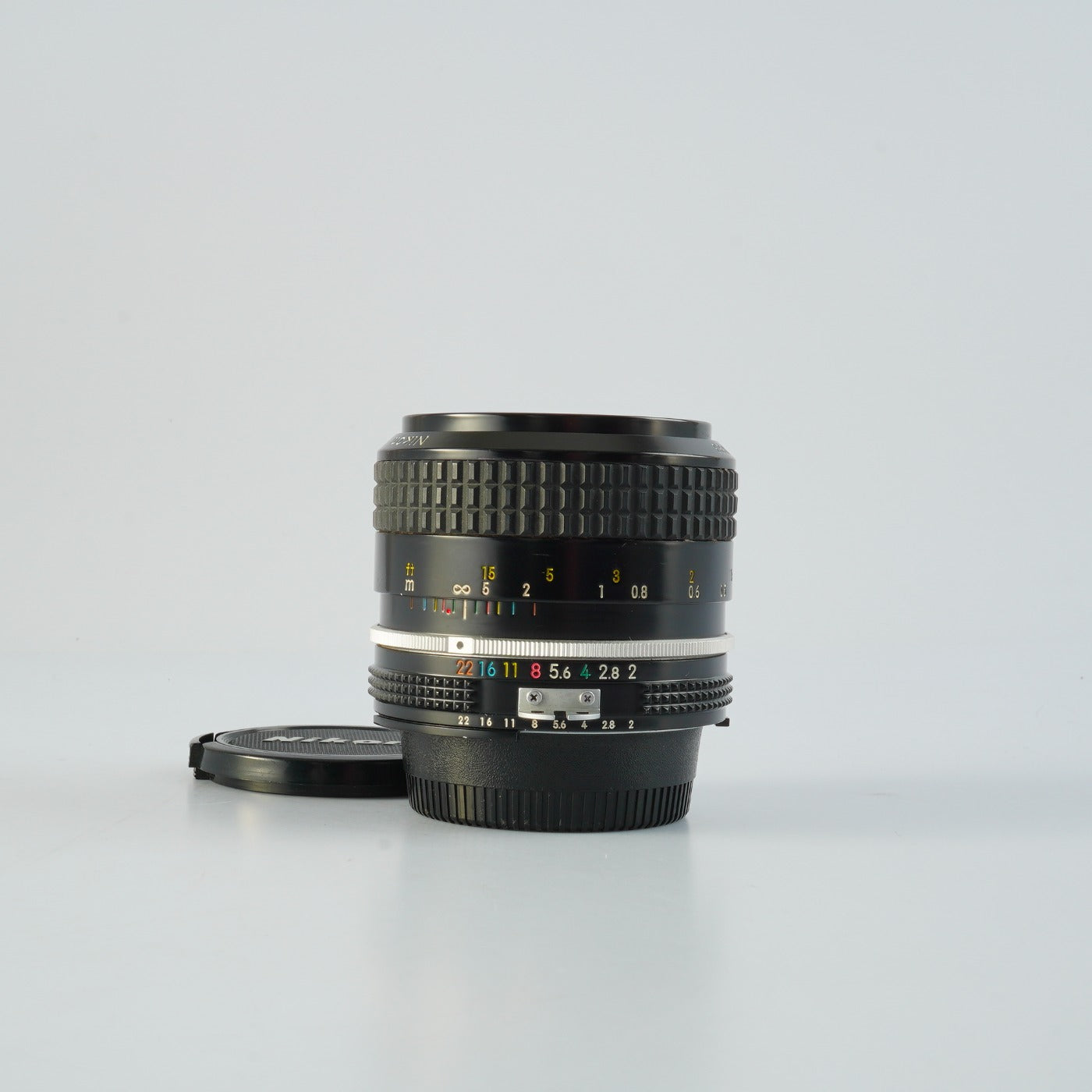 Nikon Ai Nikkor 35mm F/2 単焦点レンズ