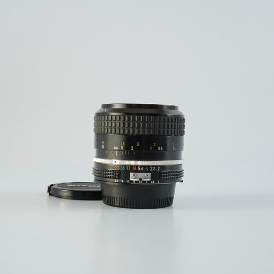 Nikon Ai Nikkor 35mm F/2 単焦点レンズ