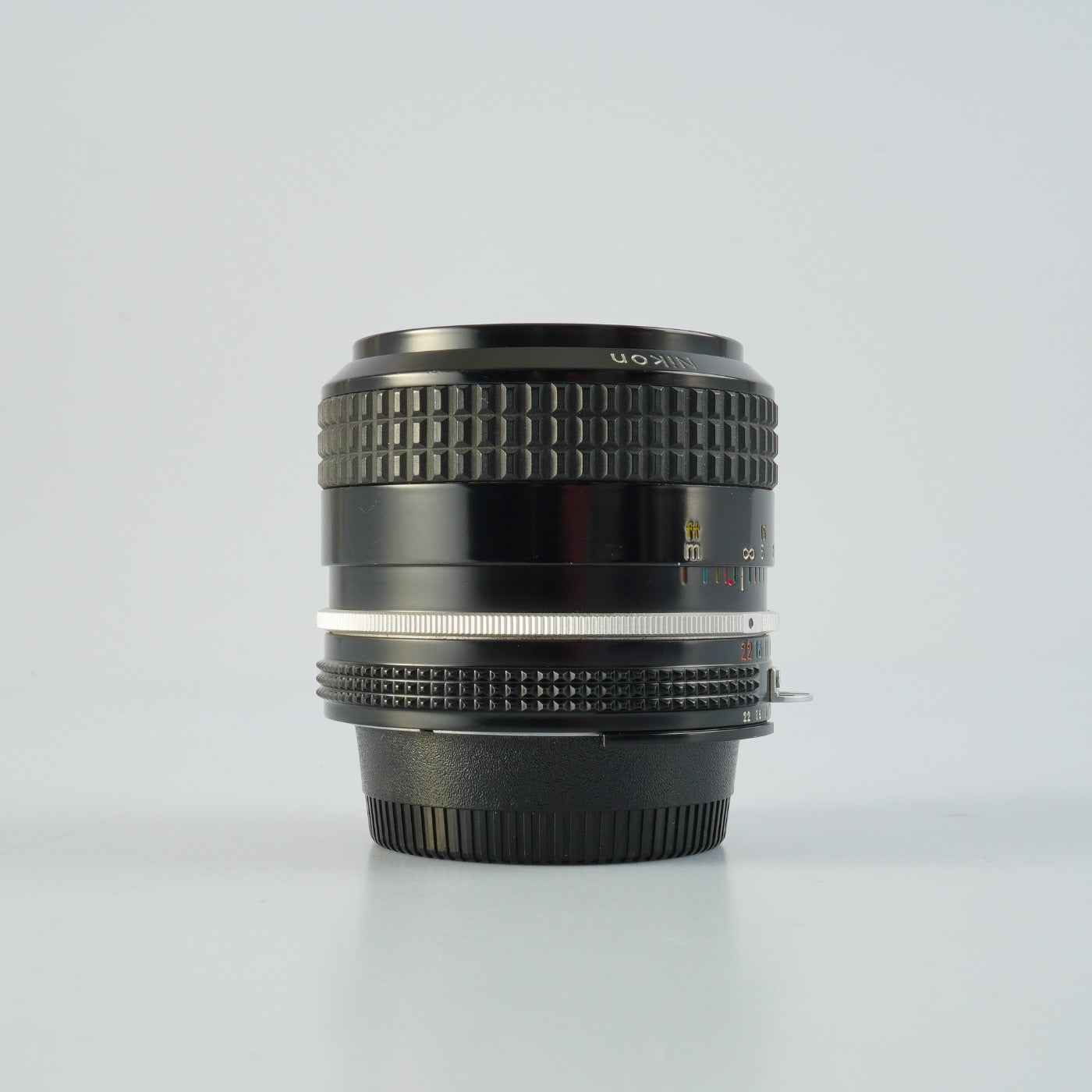 Nikon Ai Nikkor 35mm F/2 単焦点レンズ