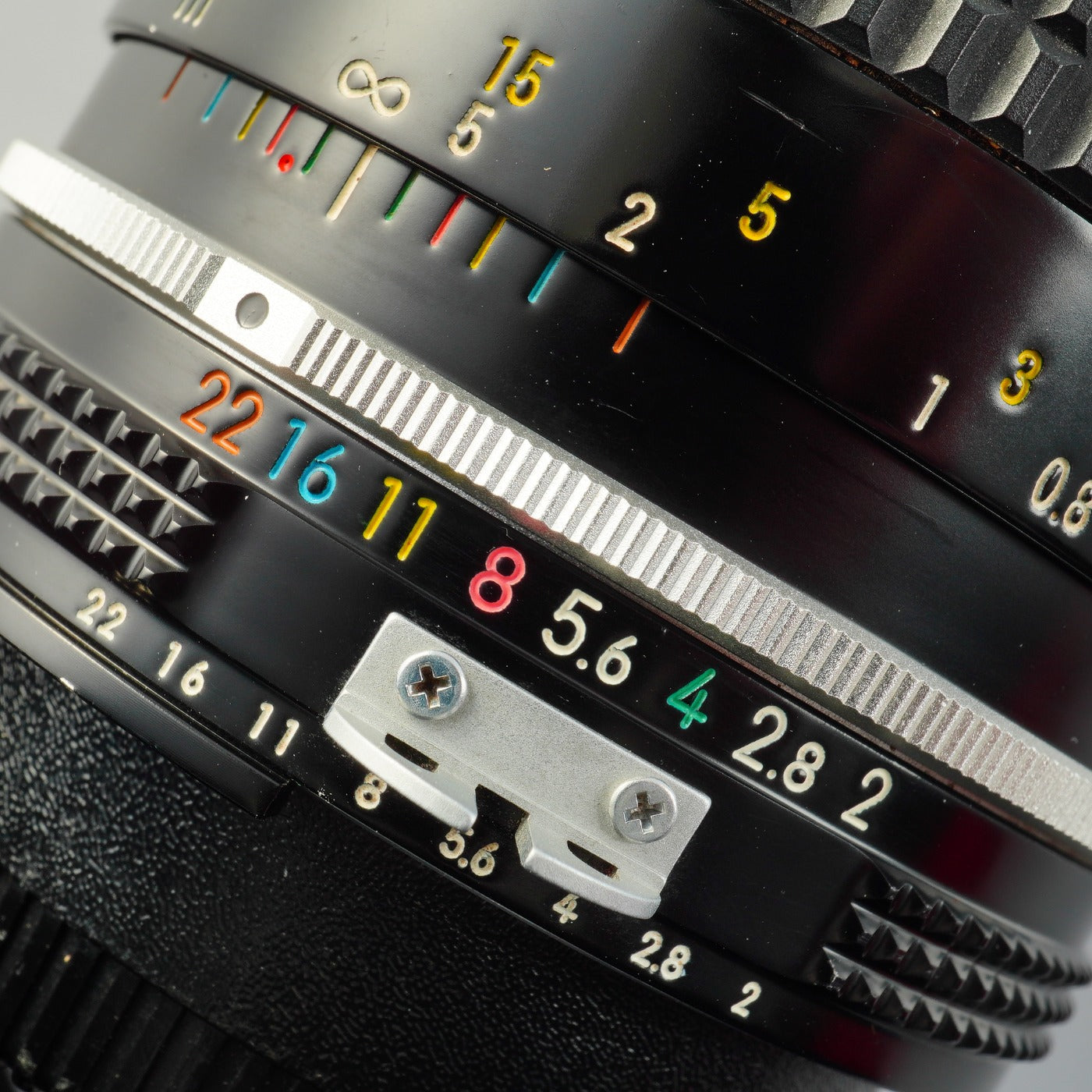 Nikon Ai Nikkor 35mm F/2 単焦点レンズ