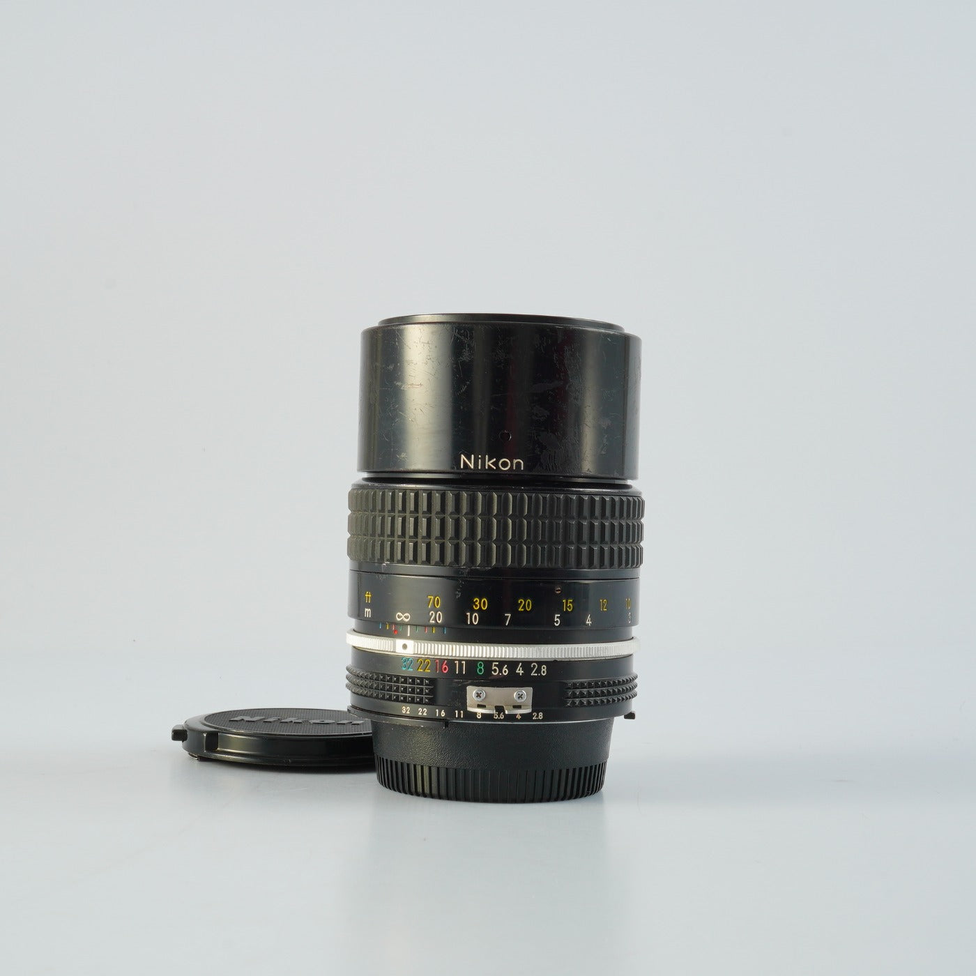 Nikon Ai NIKKOR 135mm F/2.8 単焦点レンズ