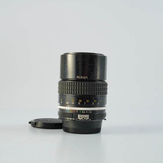 Nikon Ai NIKKOR 135mm F/2.8 単焦点レンズ