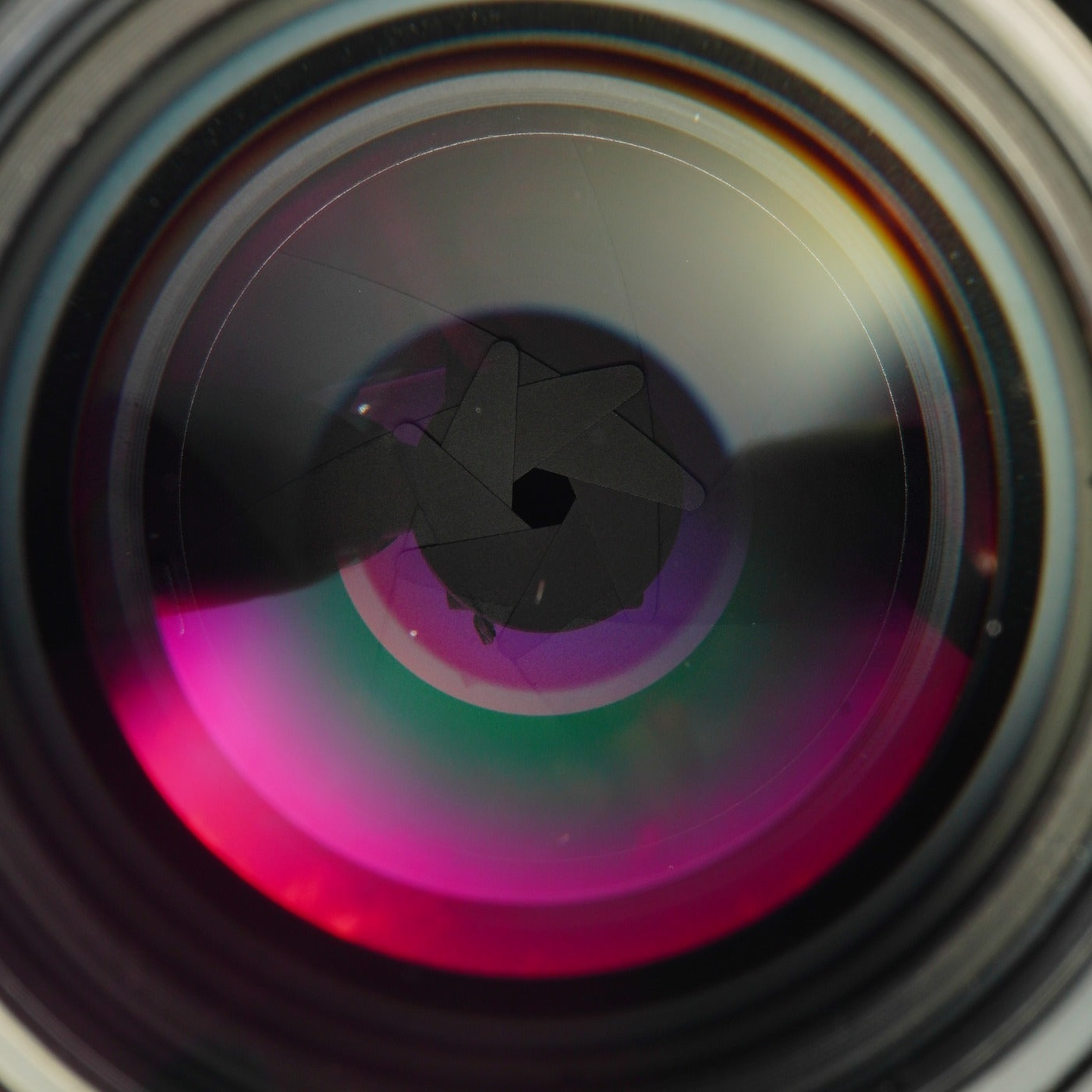 Nikon Ai NIKKOR 135mm F/2.8 単焦点レンズ
