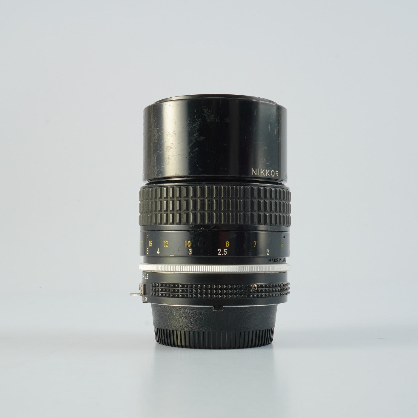 Nikon Ai NIKKOR 135mm F/2.8 単焦点レンズ
