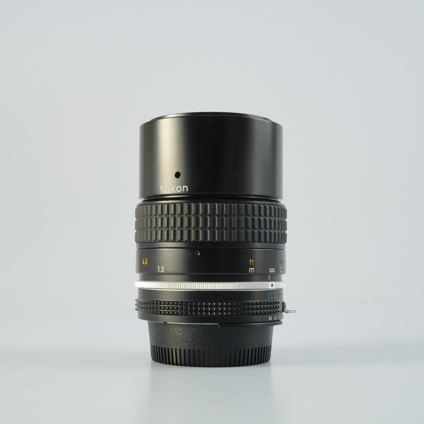 Nikon Ai NIKKOR 135mm F/2.8 単焦点レンズ