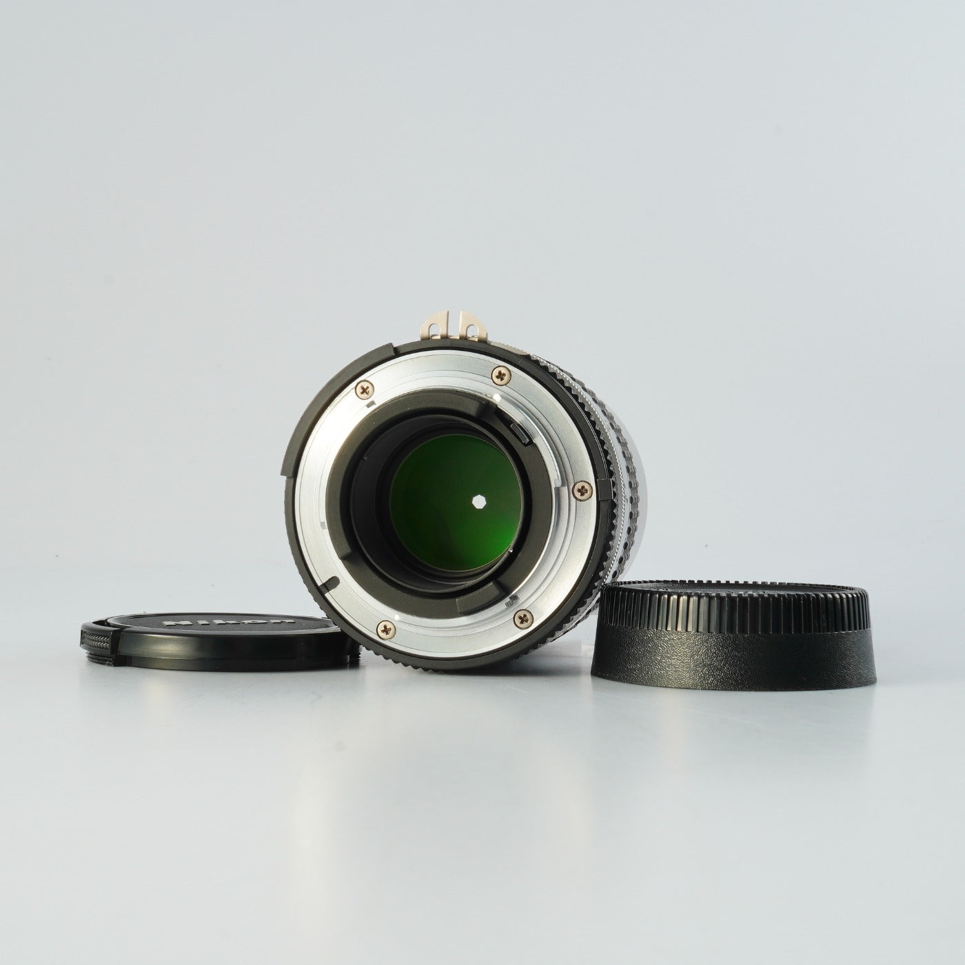 Nikon Ai NIKKOR 135mm F/2.8 単焦点レンズ