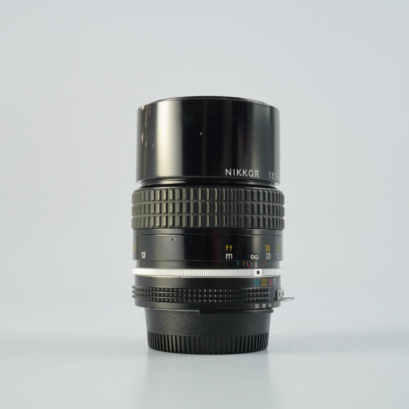 Nikon Ai NIKKOR 135mm F/2.8 単焦点レンズ