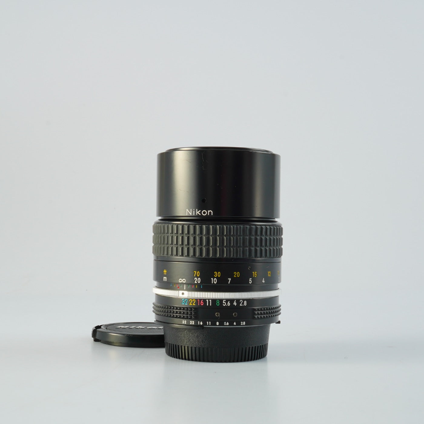 Nikon Ai NIKKOR 135mm F/2.8 単焦点レンズ