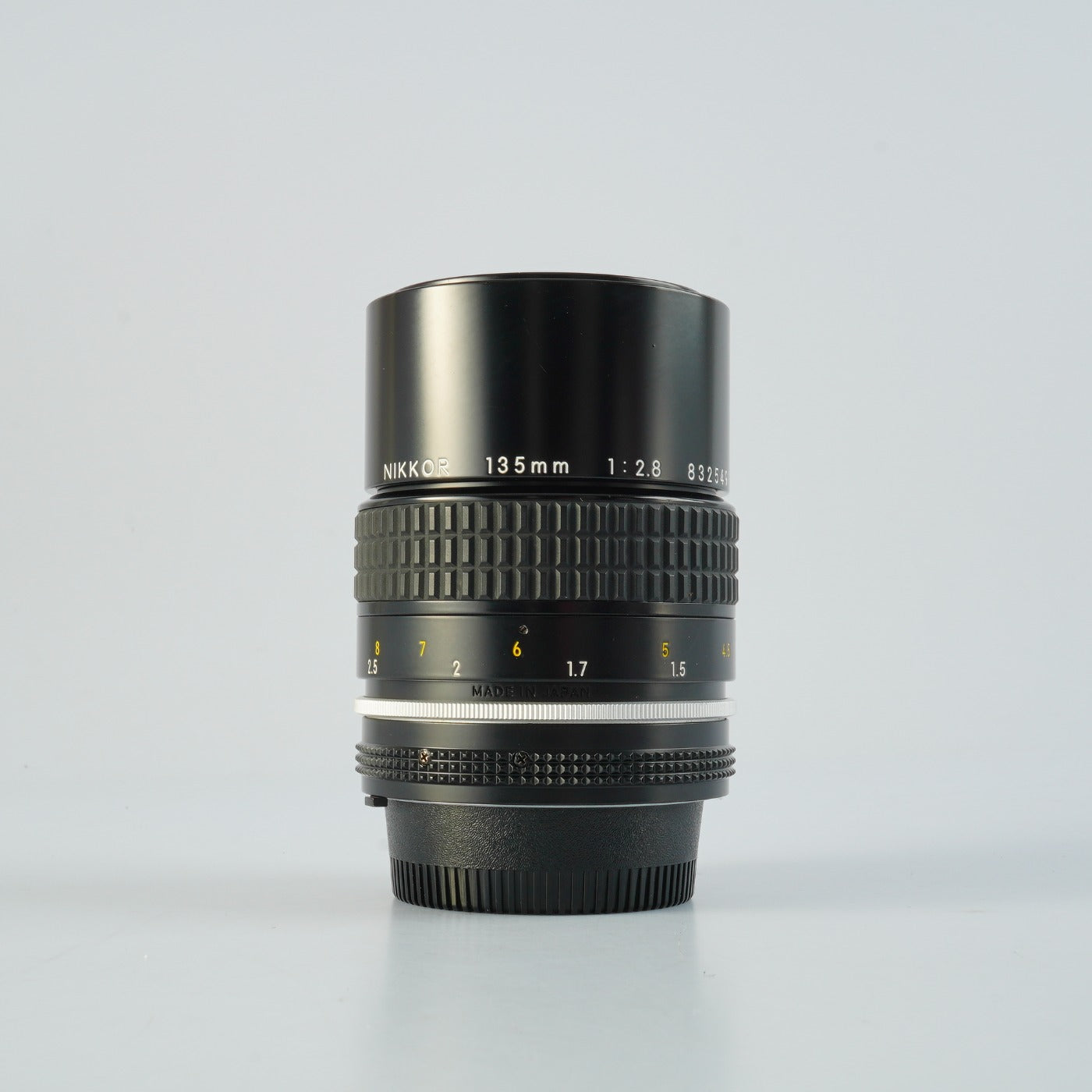 Nikon Ai NIKKOR 135mm F/2.8 単焦点レンズ