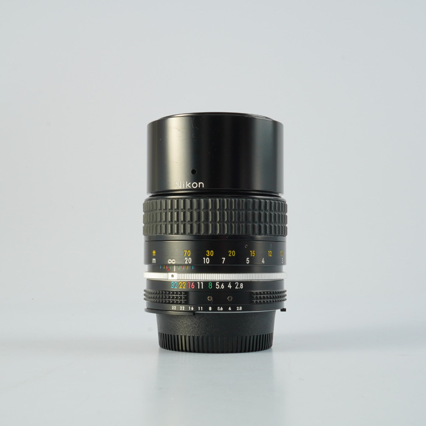 Nikon Ai NIKKOR 135mm F/2.8 単焦点レンズ