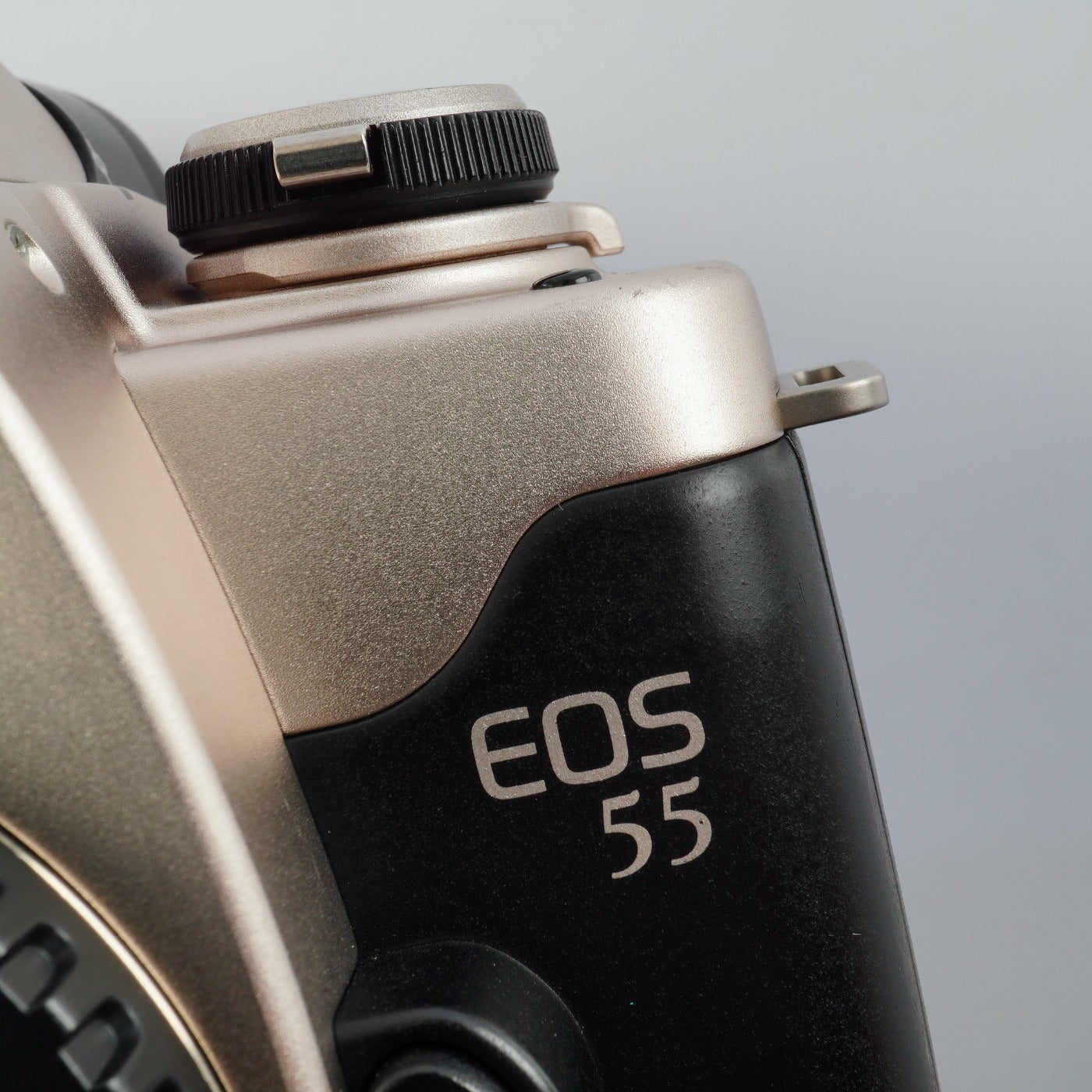 Canon EOS 55 (ELAN II) Gold ＋ EF 35-80mm F/4-5.6 USM AF フィルム一眼レフカメラ