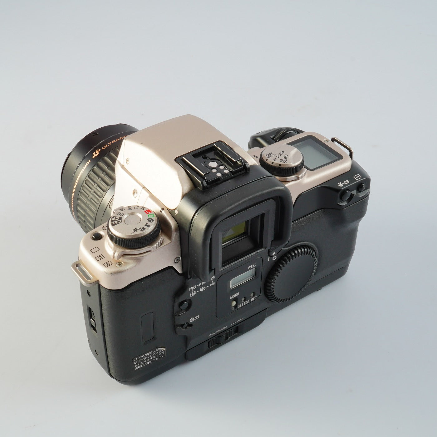 Canon EOS 55 (ELAN II) Gold ＋ EF 35-80mm F/4-5.6 USM AF フィルム一眼レフカメラ