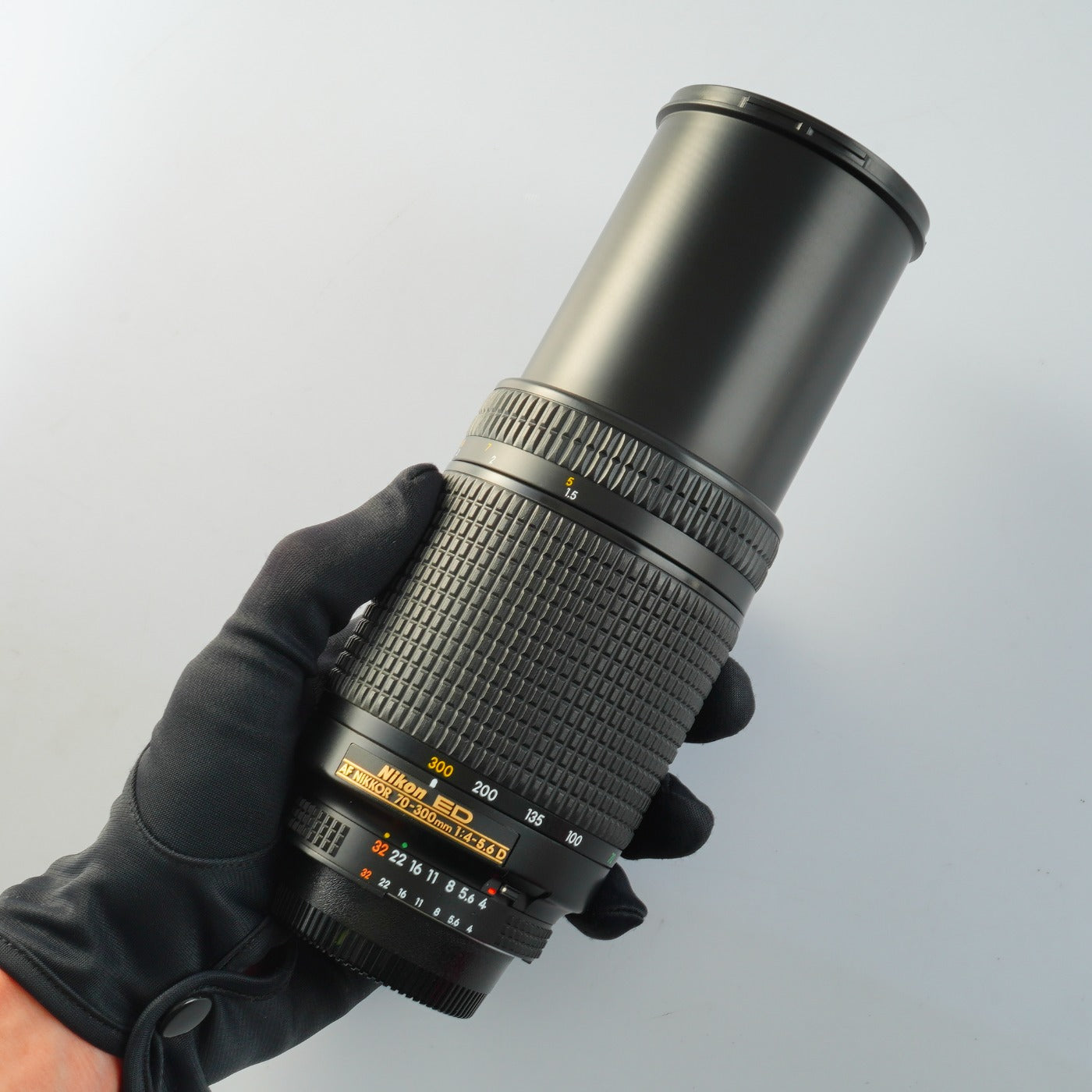 Nikon AF NIKKOR 70-300mm F/4-5.6 D ED ズームレンズ