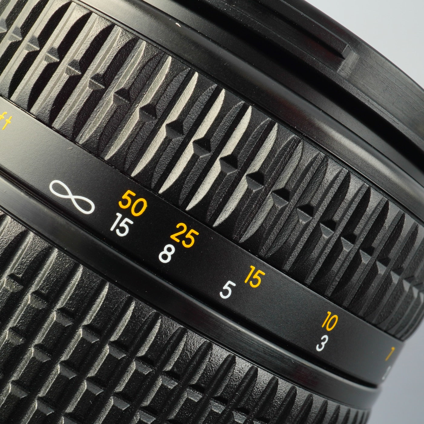 Nikon AF NIKKOR 70-300mm F/4-5.6 D ED ズームレンズ