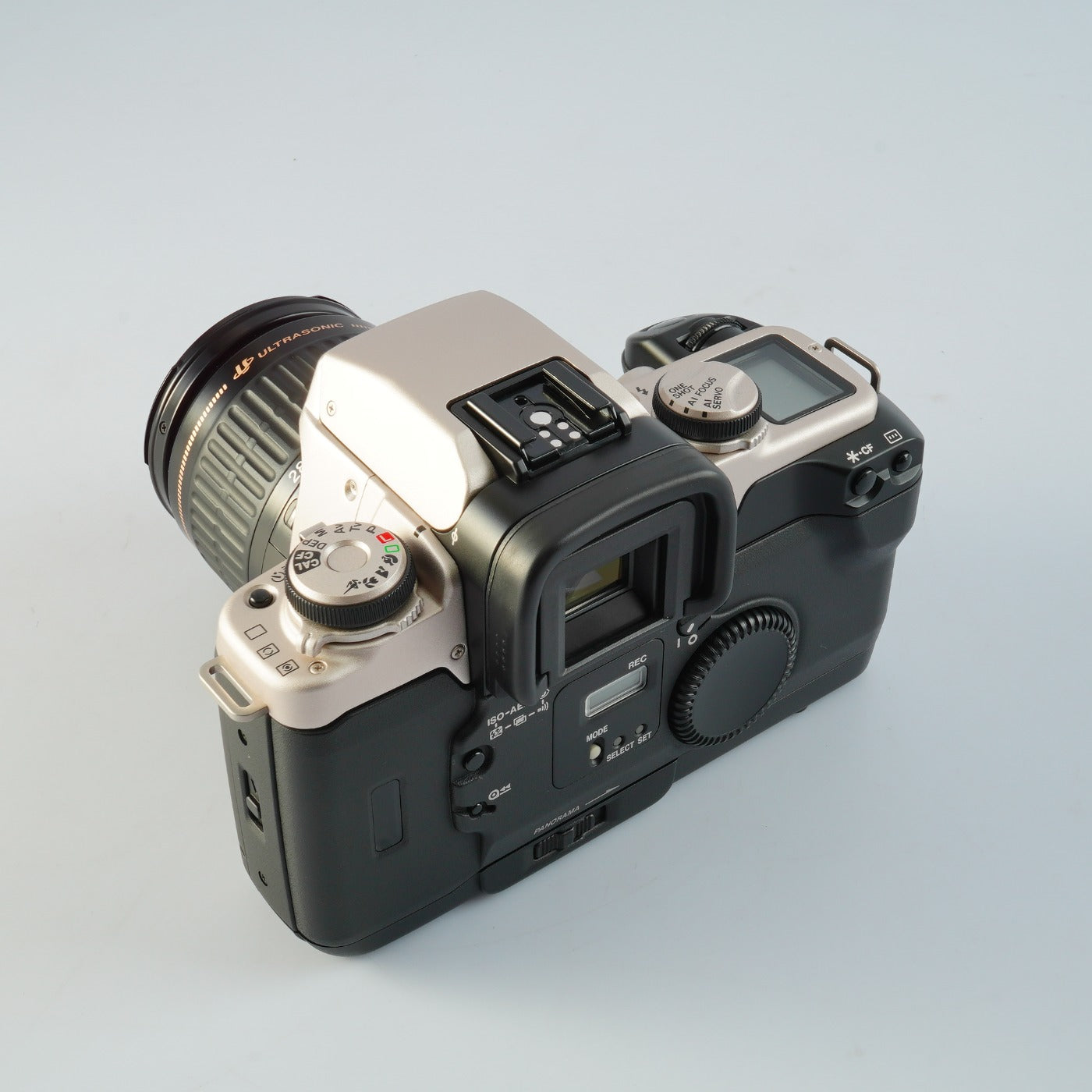 Canon EOS 55 (ELAN II) Gold ＋ EF 28-80mm F/3.5-5.6 Ⅱ USM AF フィルム一眼レフカメラ
