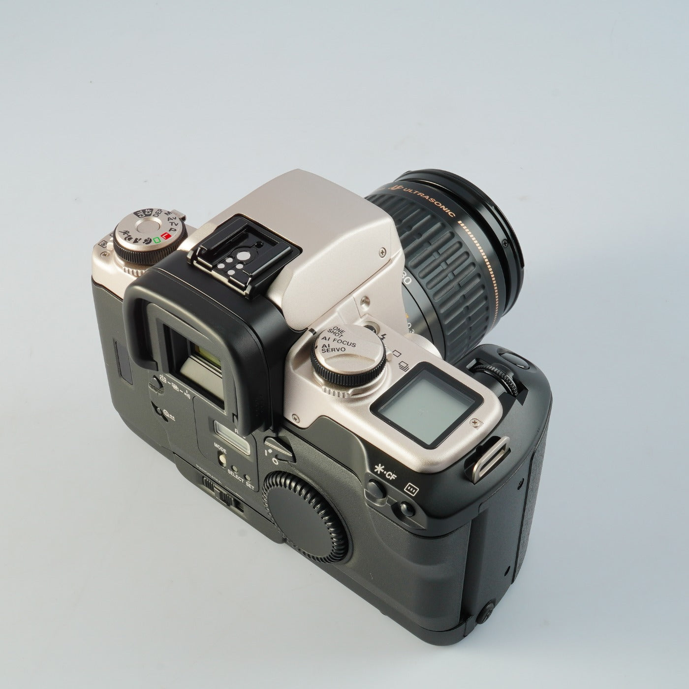 Canon EOS 55 (ELAN II) Gold ＋ EF 28-80mm F/3.5-5.6 Ⅱ USM AF フィルム一眼レフカメラ