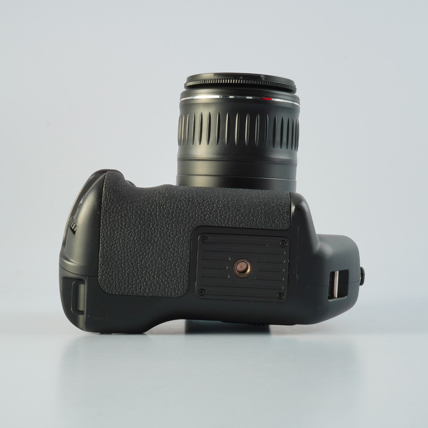 Canon EOS 5 QD + VG-10 + EF 28-90mm F/4-5.6 Ⅲ AF フィルム一眼レフカメラ