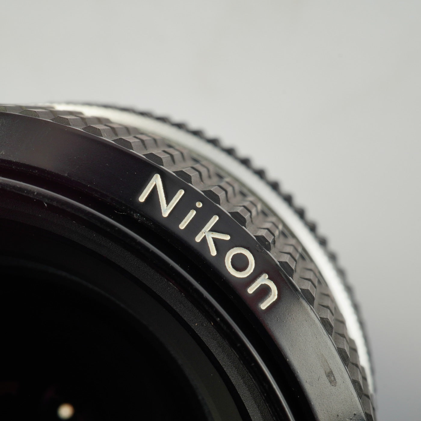 Nikon 非Ai NIKKOR 28mm F/3.5 単焦点レンズ