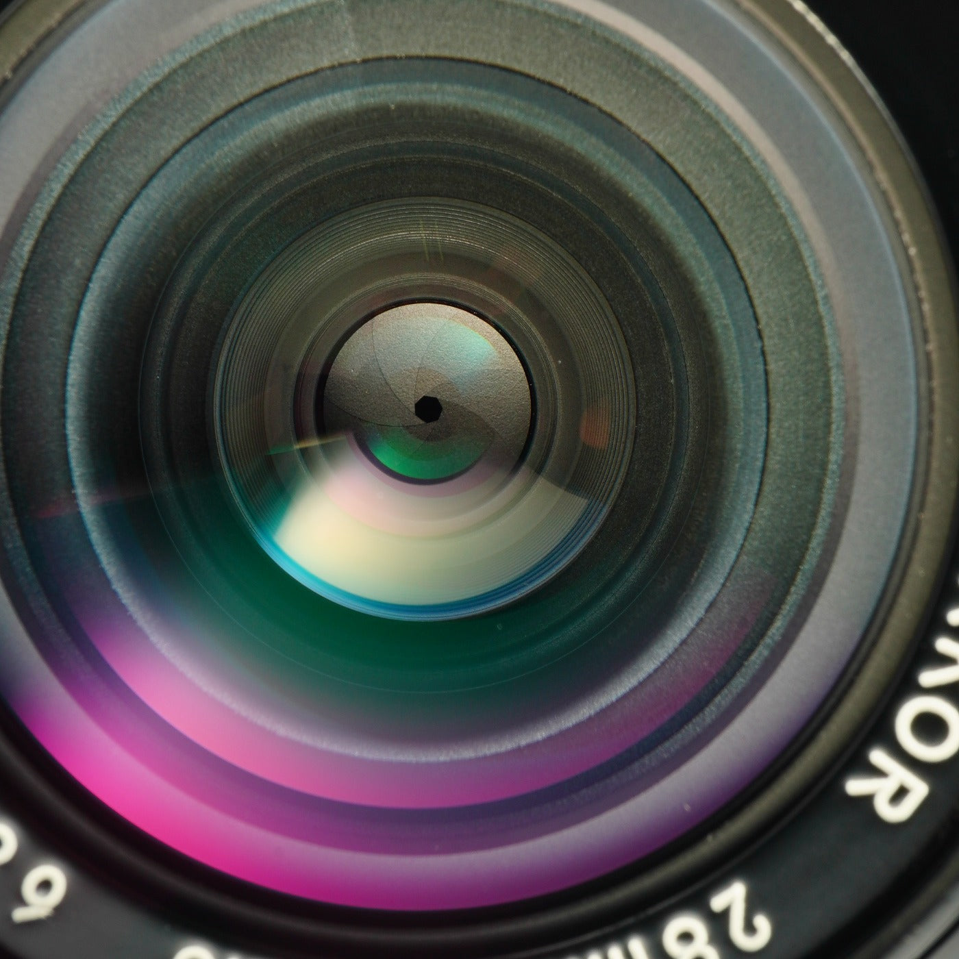 Nikon Ai-S NIKKOR 28mm F/2.8 単焦点レンズ