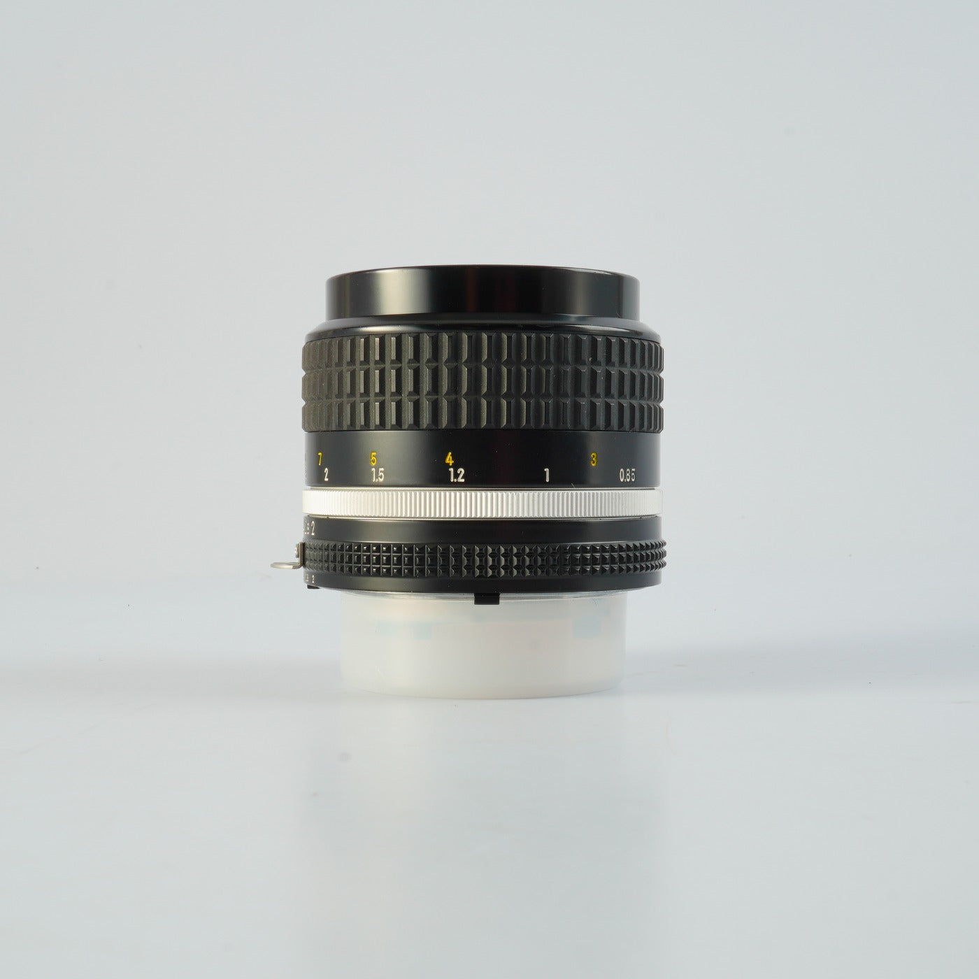 Nikon Ai-S NIKKOR 85mm F/2 単焦点レンズ