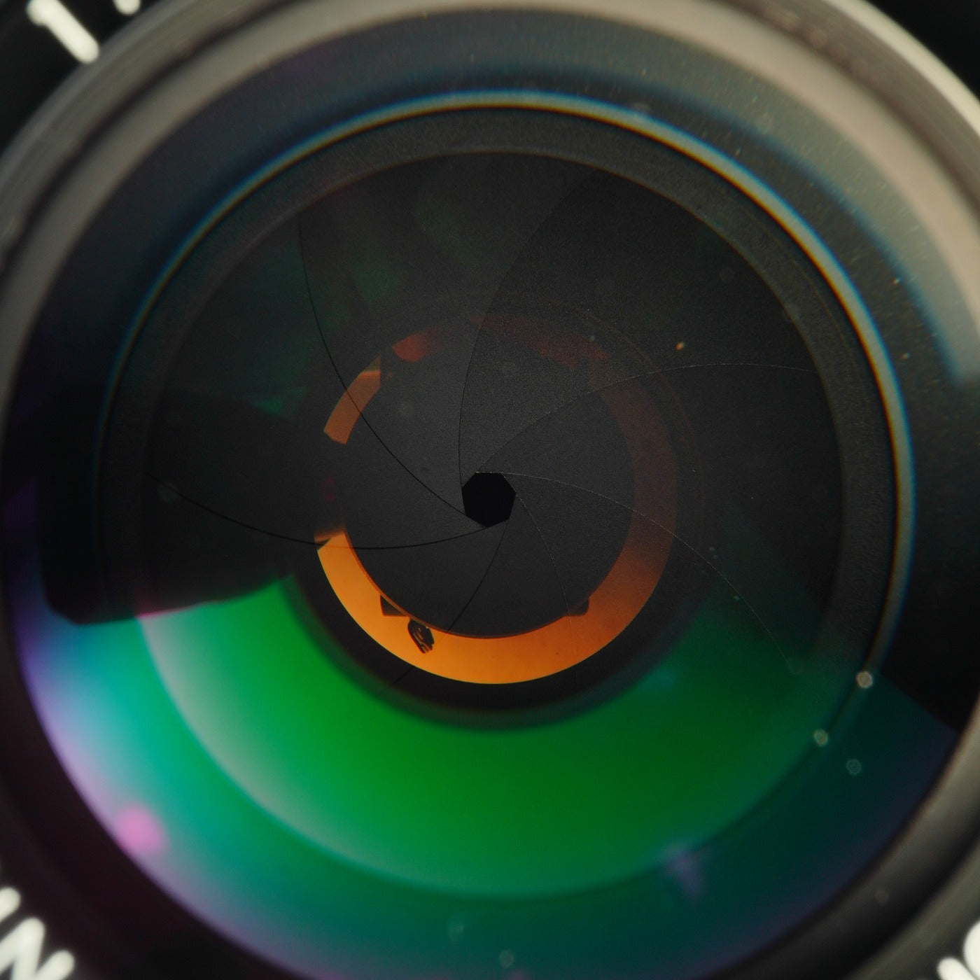Nikon 非Ai Nikkor 105mm F/2.5 単焦点レンズ