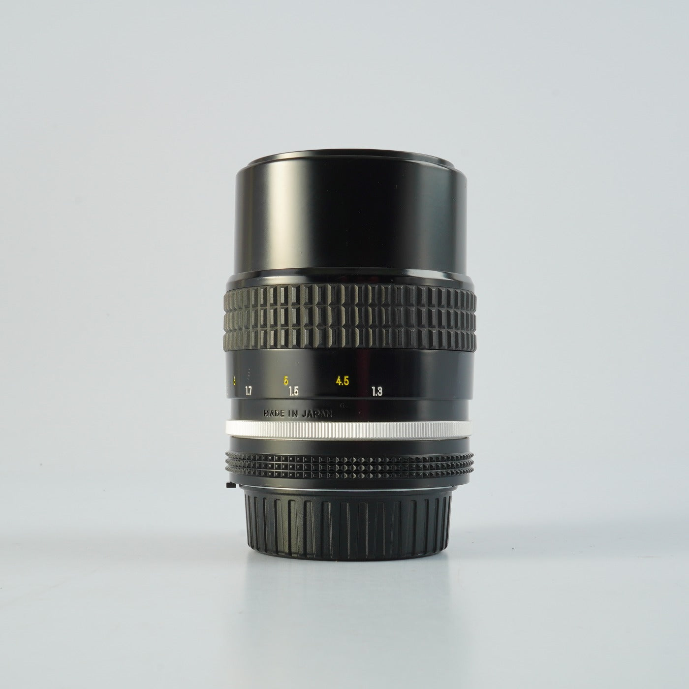 Nikon Ai NIKKOR 135mm F/3.5 単焦点レンズ
