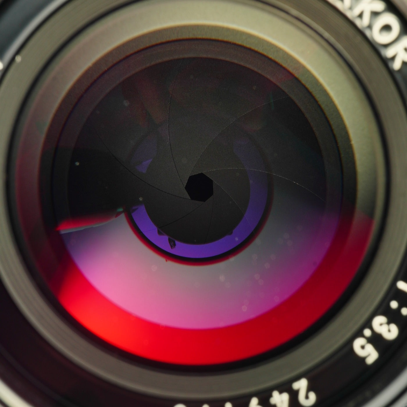 Nikon Ai NIKKOR 135mm F/3.5 単焦点レンズ