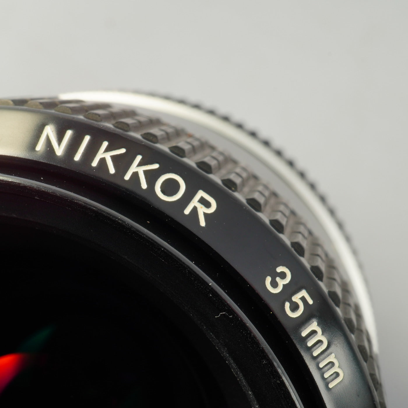 Nikon Ai Nikkor 35mm F/2 単焦点レンズ