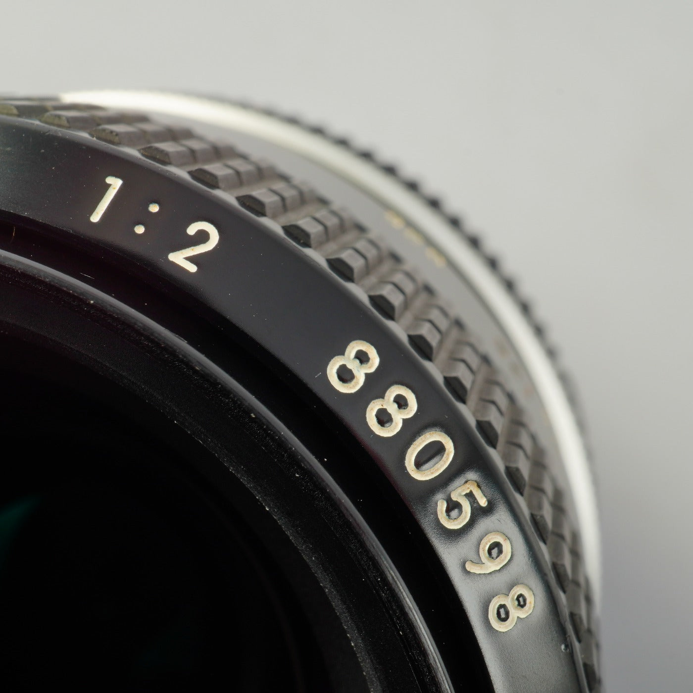 Nikon Ai Nikkor 35mm F/2 単焦点レンズ