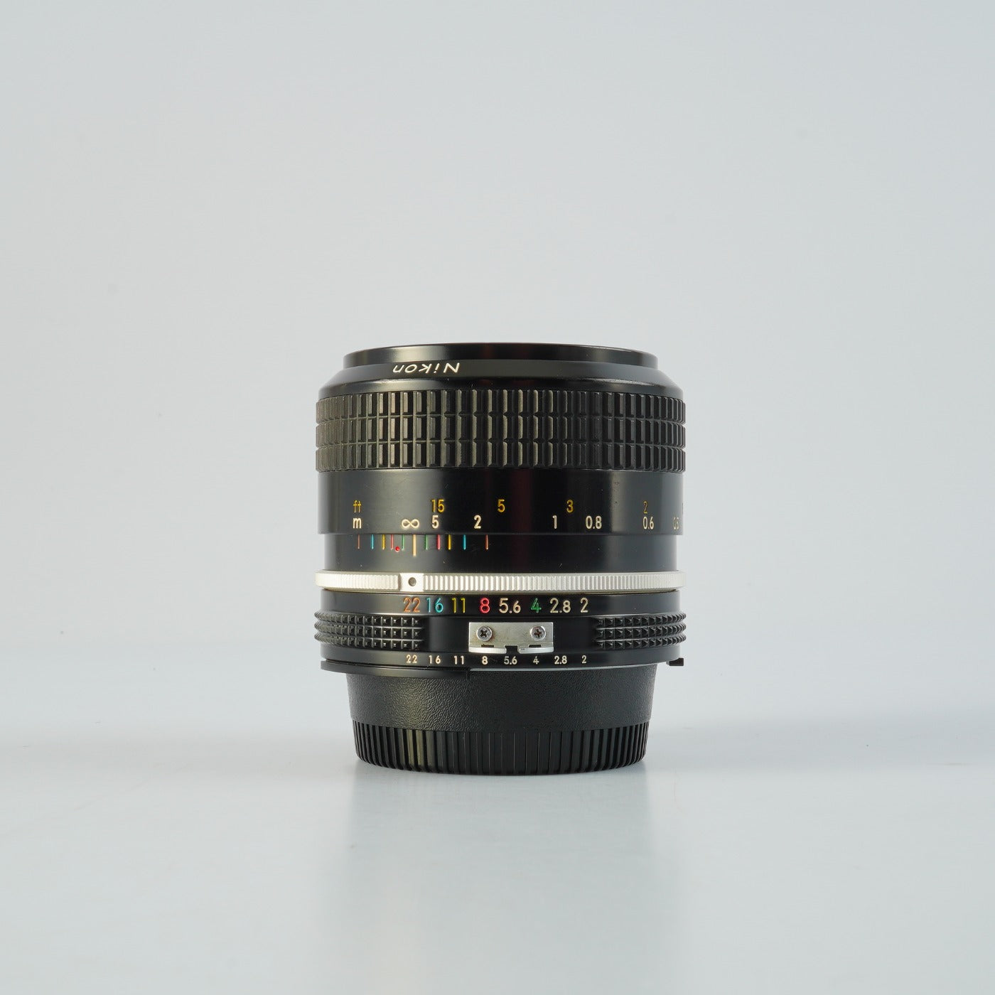 Nikon Ai Nikkor 35mm F/2 単焦点レンズ