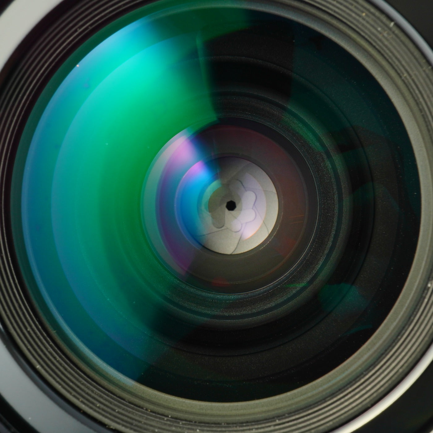 Nikon Ai Nikkor 28mm F/2.8 単焦点レンズ